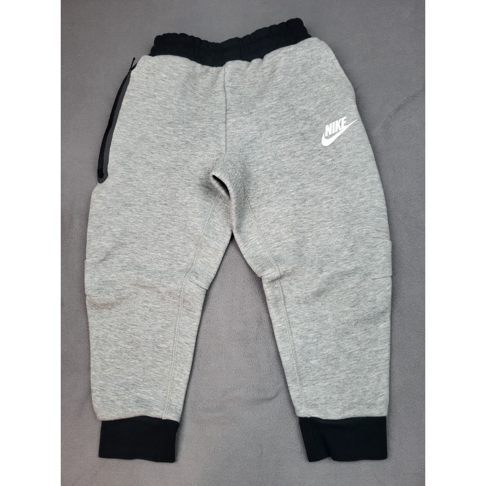 Nike Tech Fleece Joggers Baby Boy 5 6Yrs. Gray Black Tapered Sweatpants Baggy